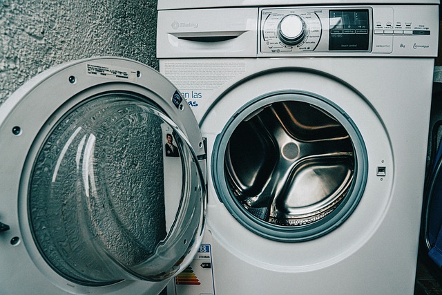 8 idee salvaspazio per nascondere la lavatrice in casa