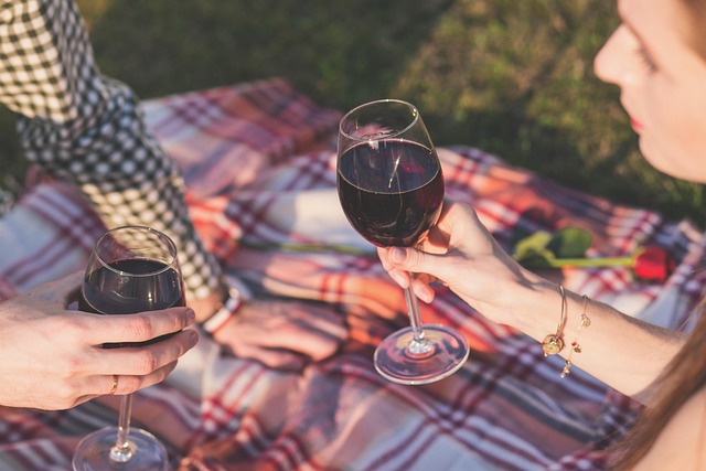 Come mettere i calici nella lavastoviglie senza romperli né rovinarli