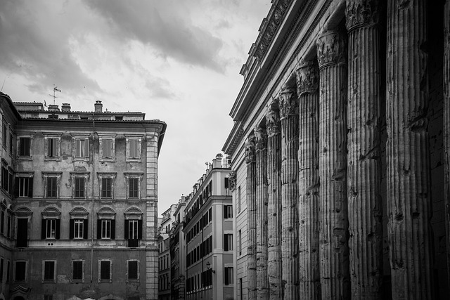 Perché Piazza di Spagna a Roma si chiama così?