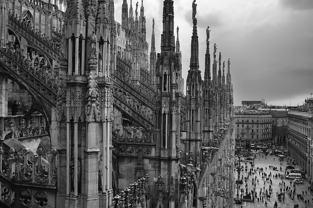 Anche a Milano c’è una Statua della Libertà ed è nascosta sulla facciata del Duomo Anche a Milano c’è una Statua della Libertà ed è nascosta sulla facciata del Duomo
